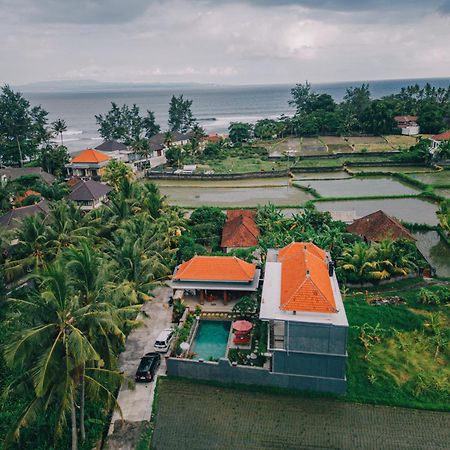 Cucukan Beach Guest House Payangan Exterior foto